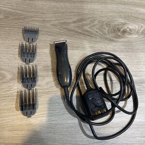 Andis Charm Clipper/Trimmer with 4 clips - Black 72275